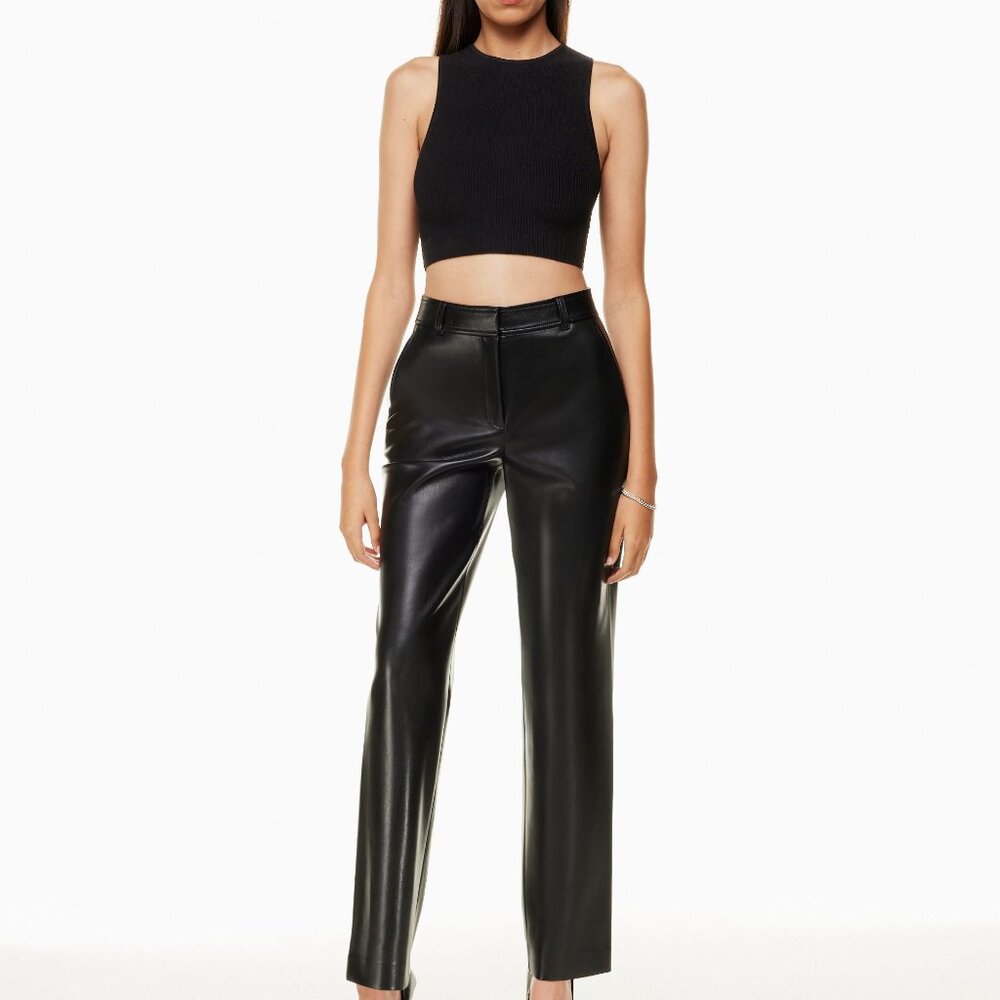 Aritzia Sculpt Knit Racer Cropped Tank